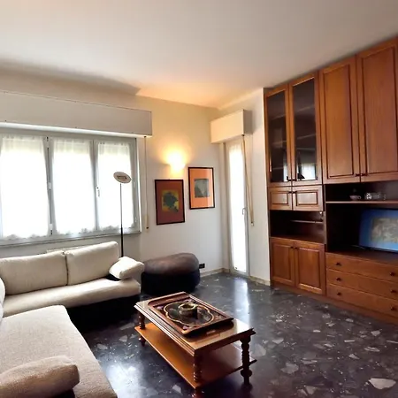 Apartment Karma - Bruzzi
