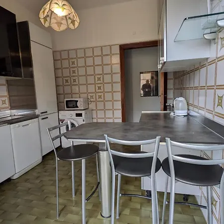 Karma Climatizzato Con Parcheggio Appartement Genua