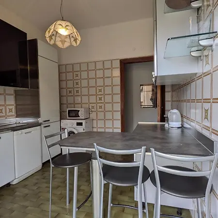 Apartman Karma Climatizzato Con Parcheggio *